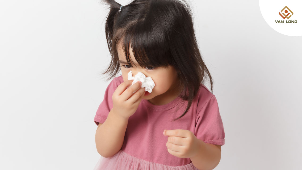 Dịch mũi chảy xuống họng và nguy cơ lan nhiễm khuẩn