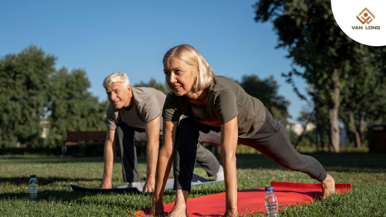  Kết hợp lối sống lành mạnh và hỗ trợ y tế