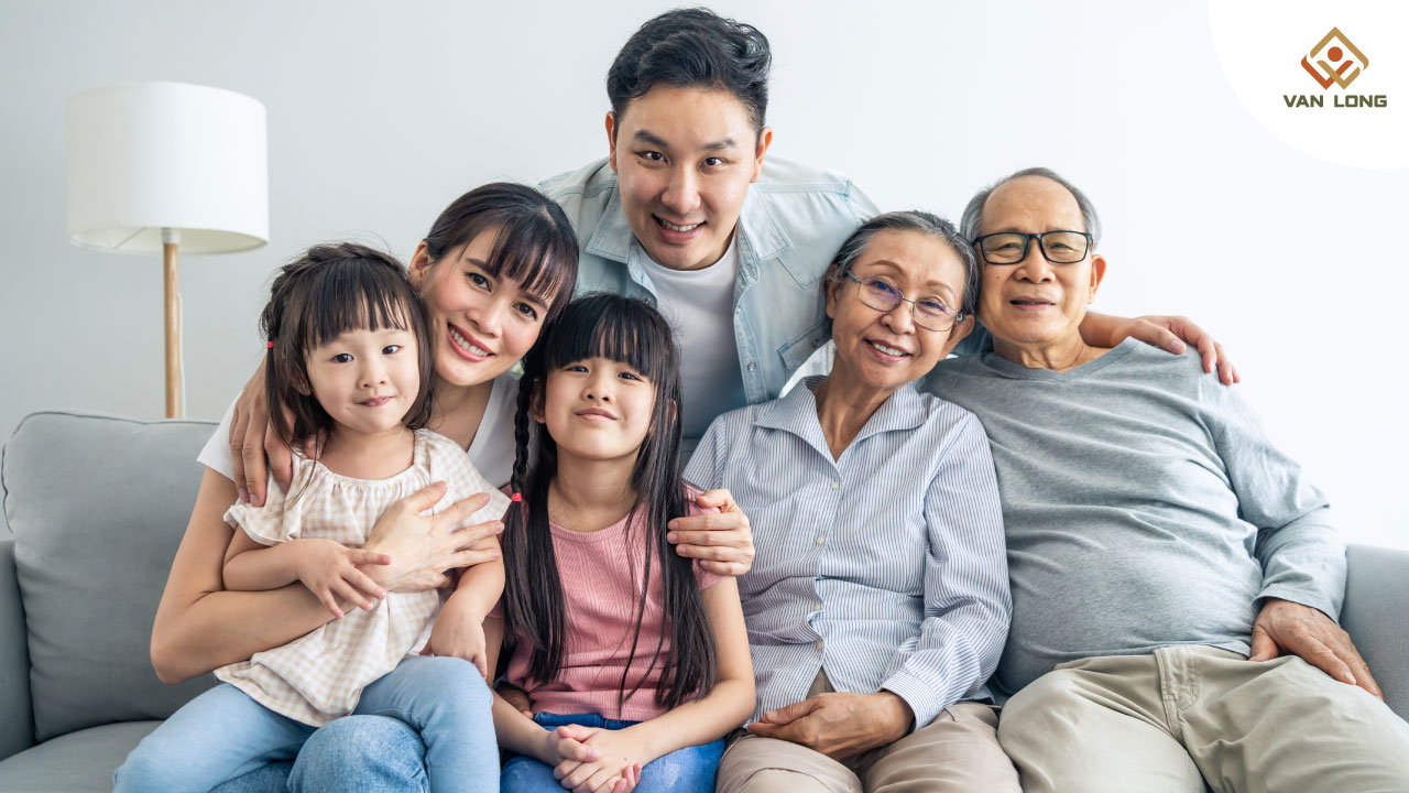 Khi phòng khách trở thành “phòng khám mini”